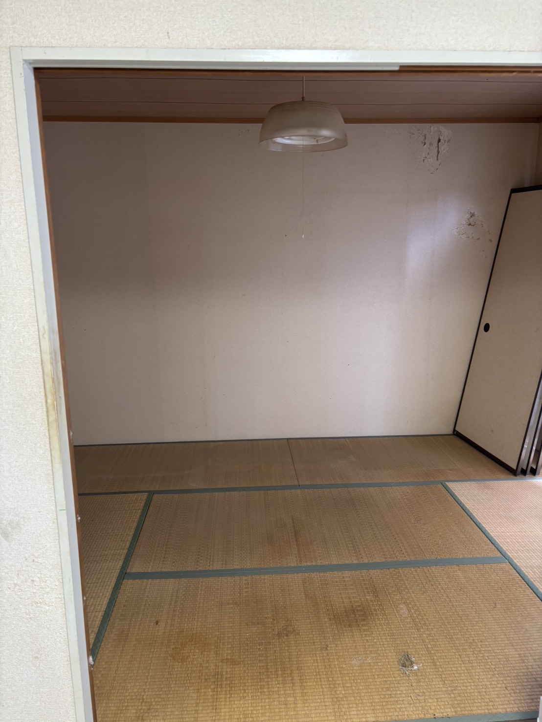 浜松市のアパートで行った断捨離のための不用品回収の清掃後の様子